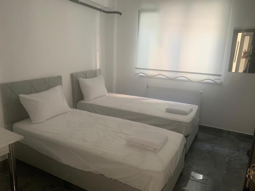 Centre Reach Otel Эдирне Экстерьер фото