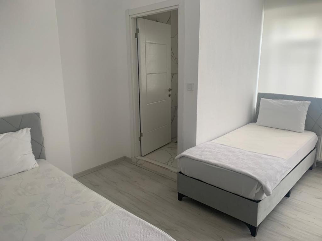 Centre Reach Otel Эдирне Экстерьер фото